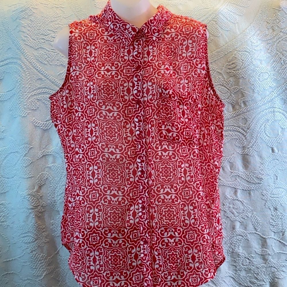 Liz Claiborne Red and White Patterned Blouse Size L